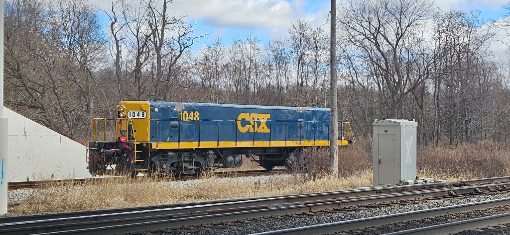 CSX 1048